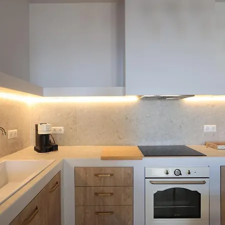 Captain's Koutsi Aprovaton